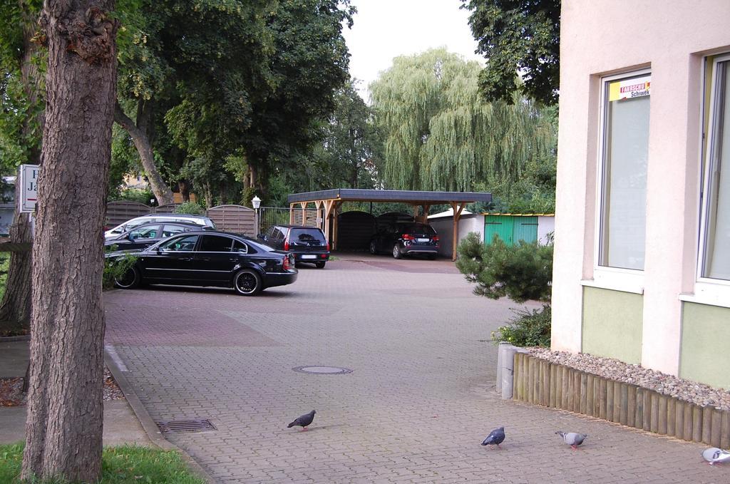 Hotel Jahnke Neubrandenburg Buitenkant foto