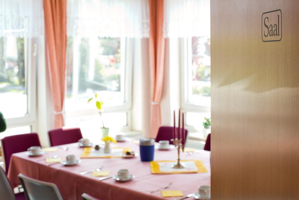 Hotel Jahnke Neubrandenburg Buitenkant foto